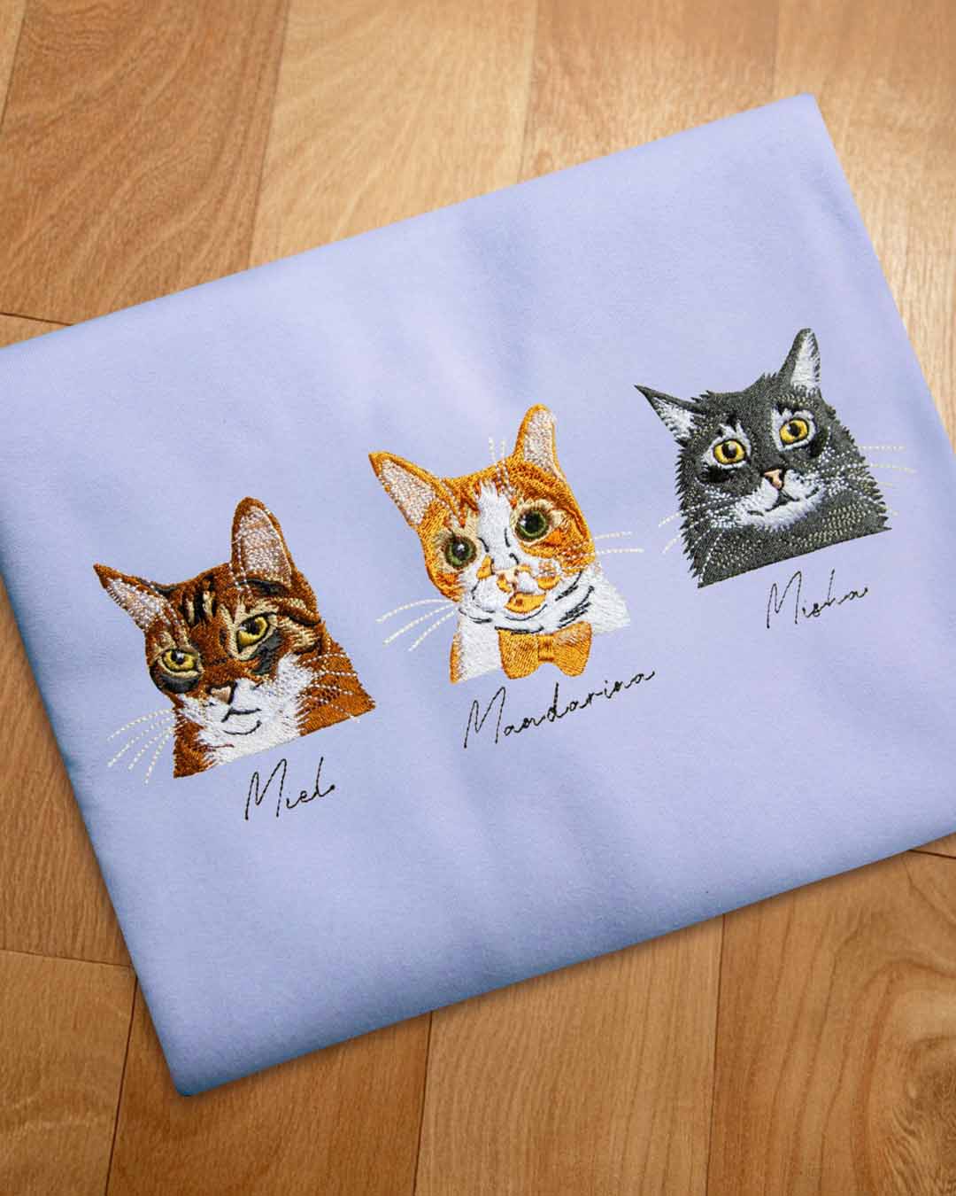 Buzo personalizado a color con 3 mascotas - Imagen 6